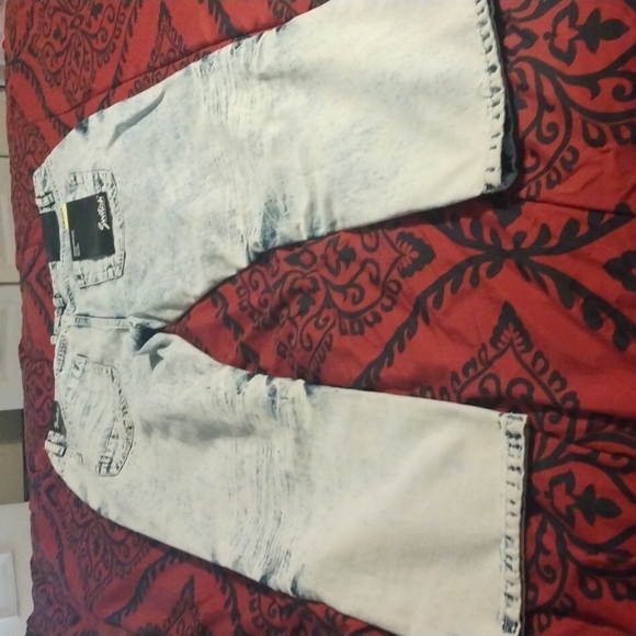 Pants - Picture 5 of 8